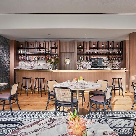 Barcelo Funchal Oldtown Hotel ภายนอก รูปภาพ The Bar at The Standard East Village