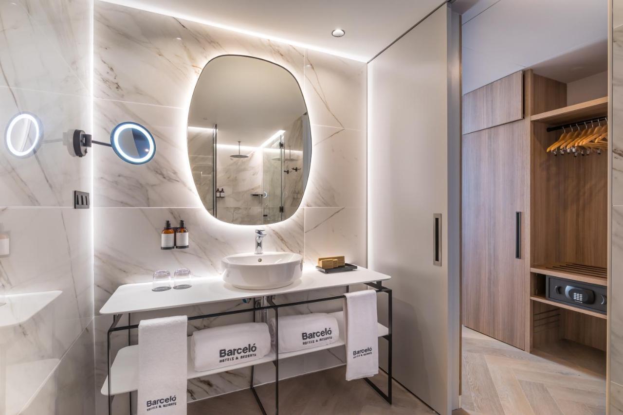 Barcelo Funchal Oldtown Hotel ภายนอก รูปภาพ Bathroom